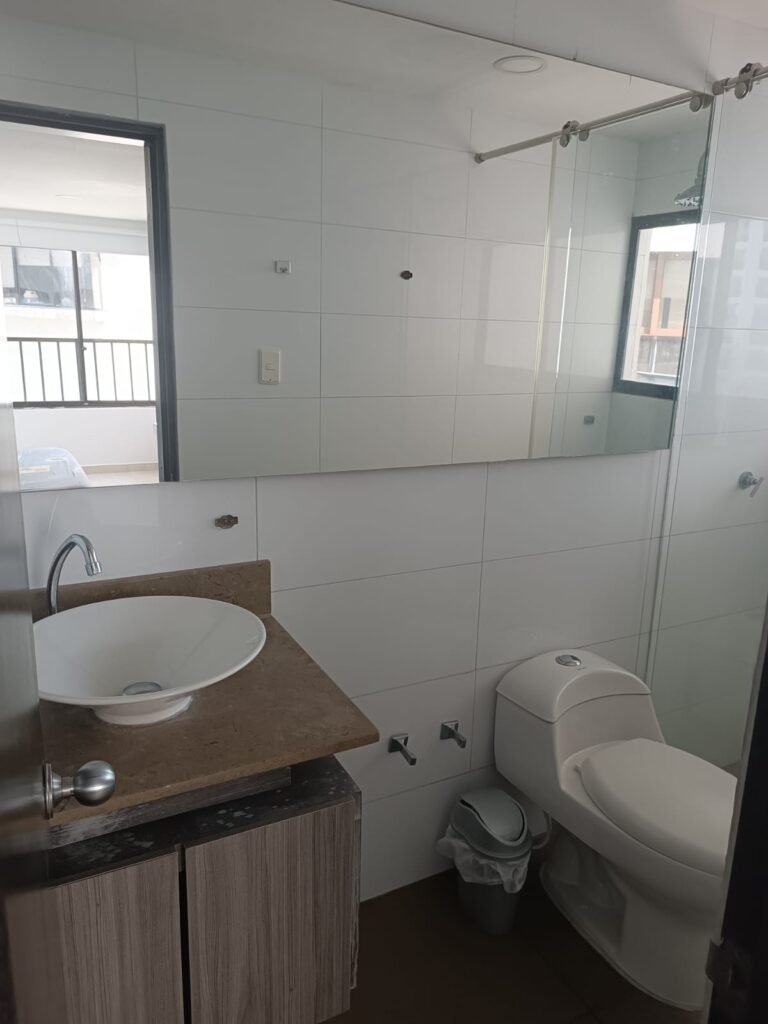 Baño Apartamento amoblado 1402at Una Alcoba Edificio Cartagena Escape Plaza