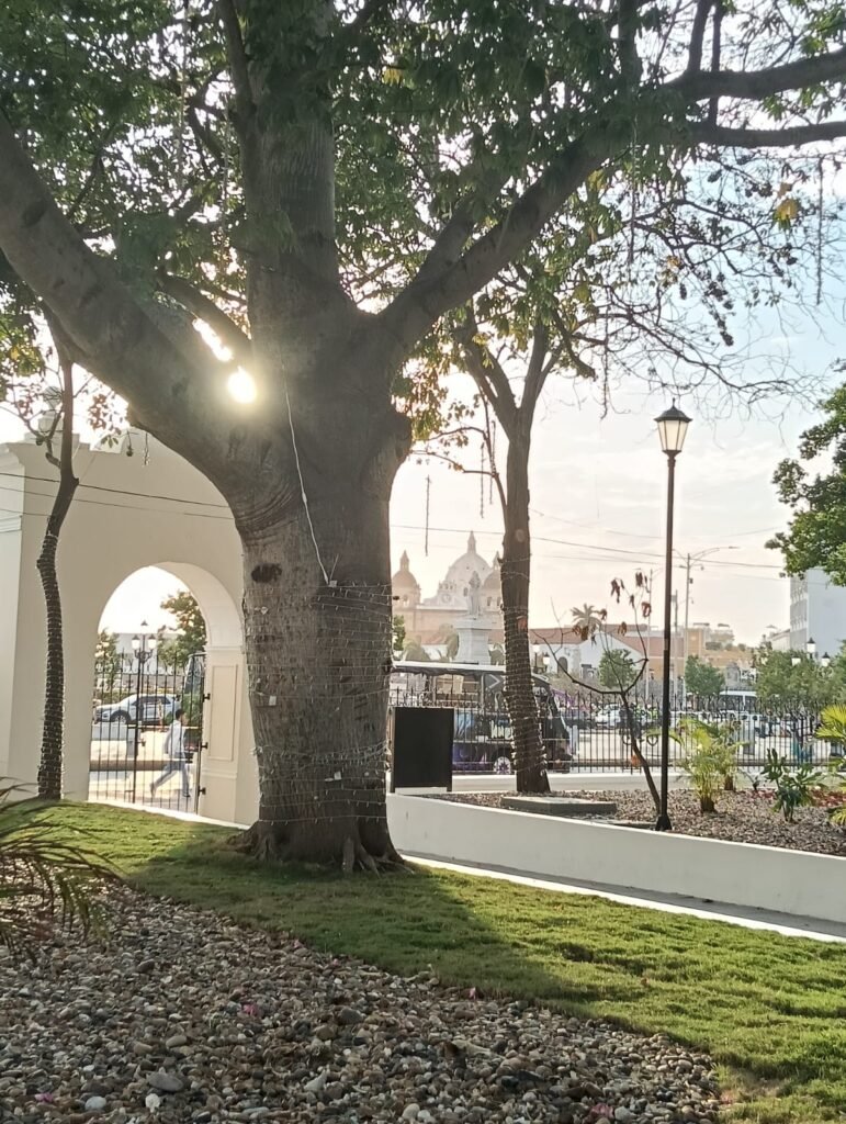 Entrada al Nuevo parque Centenario de Cartagena Colombia